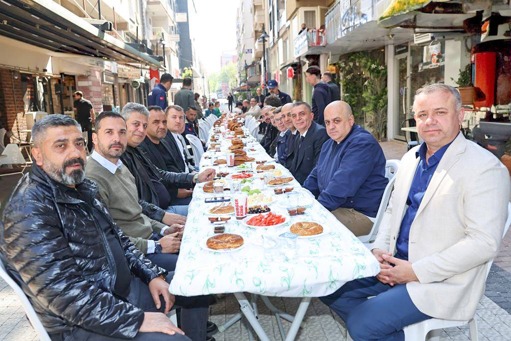 Çimentepe Esnafından Başkan Şimşek’e Teşekkür Kahvaltısı