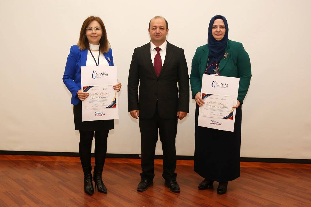 MCBÜ’de Kadın Sağlığı Sempozyumu Düzenlendi