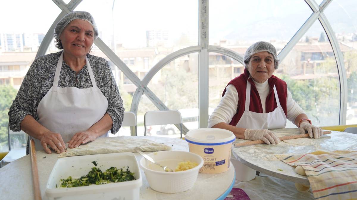 Yunusemre’de Kadın Emeği Pazarı Dayanışmayı Büyütüyor