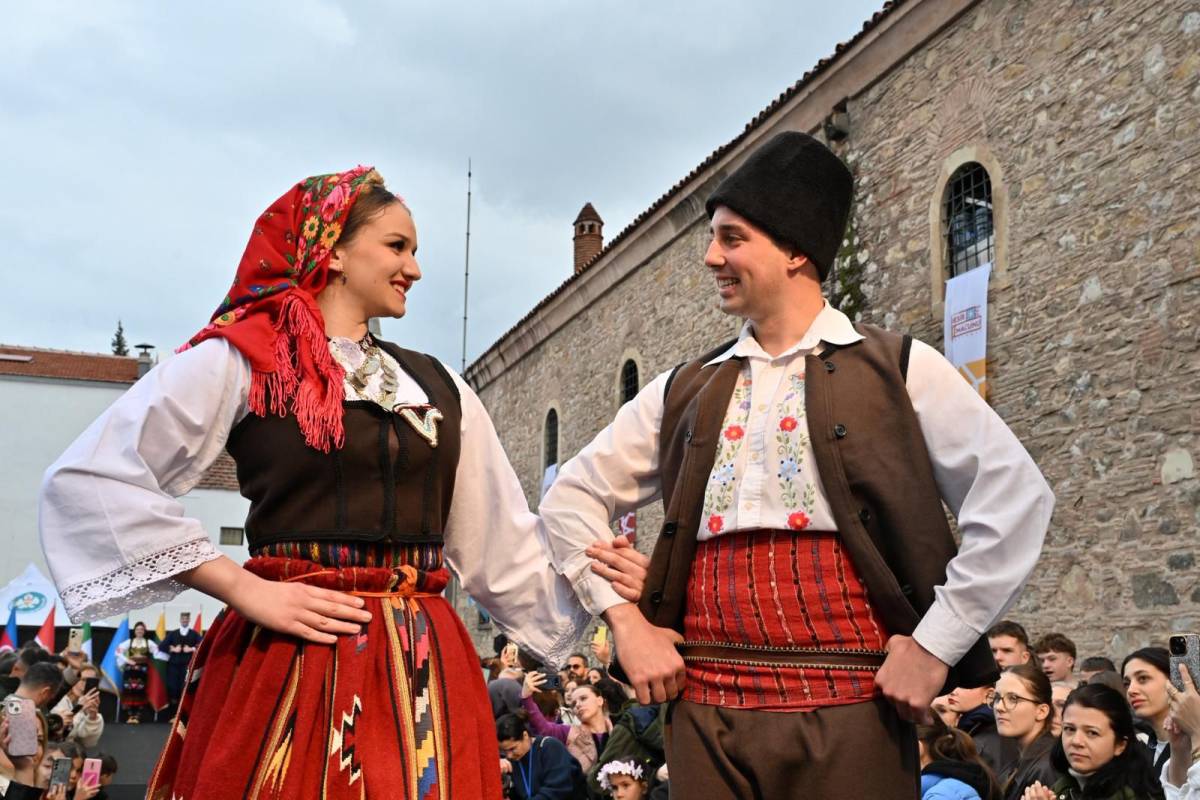 Kuyualan’da 23 Nisan’a Anlamlı Kutlama