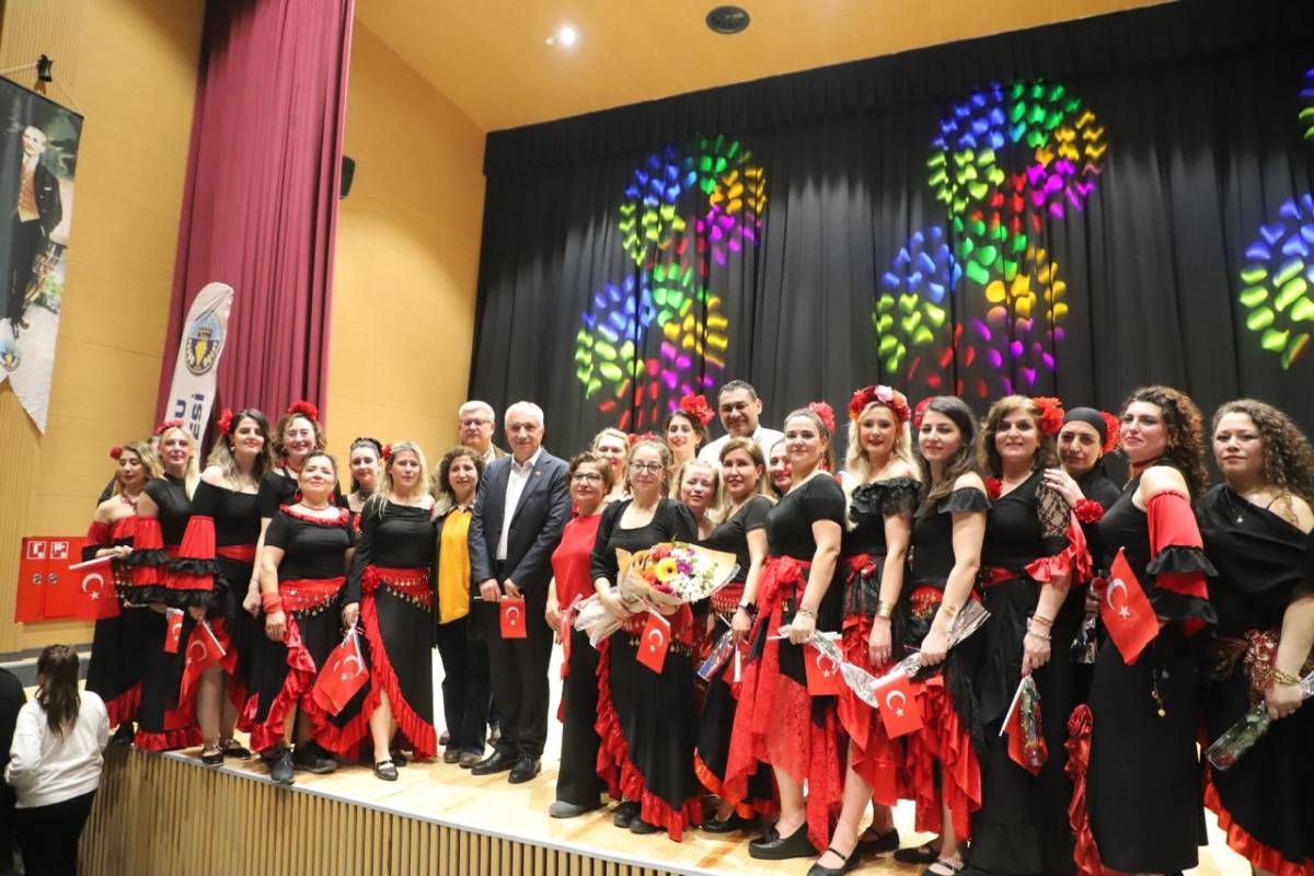 Turgutlu'da Sanat Rüzgarı: Dans ve Müziğin Buluşması