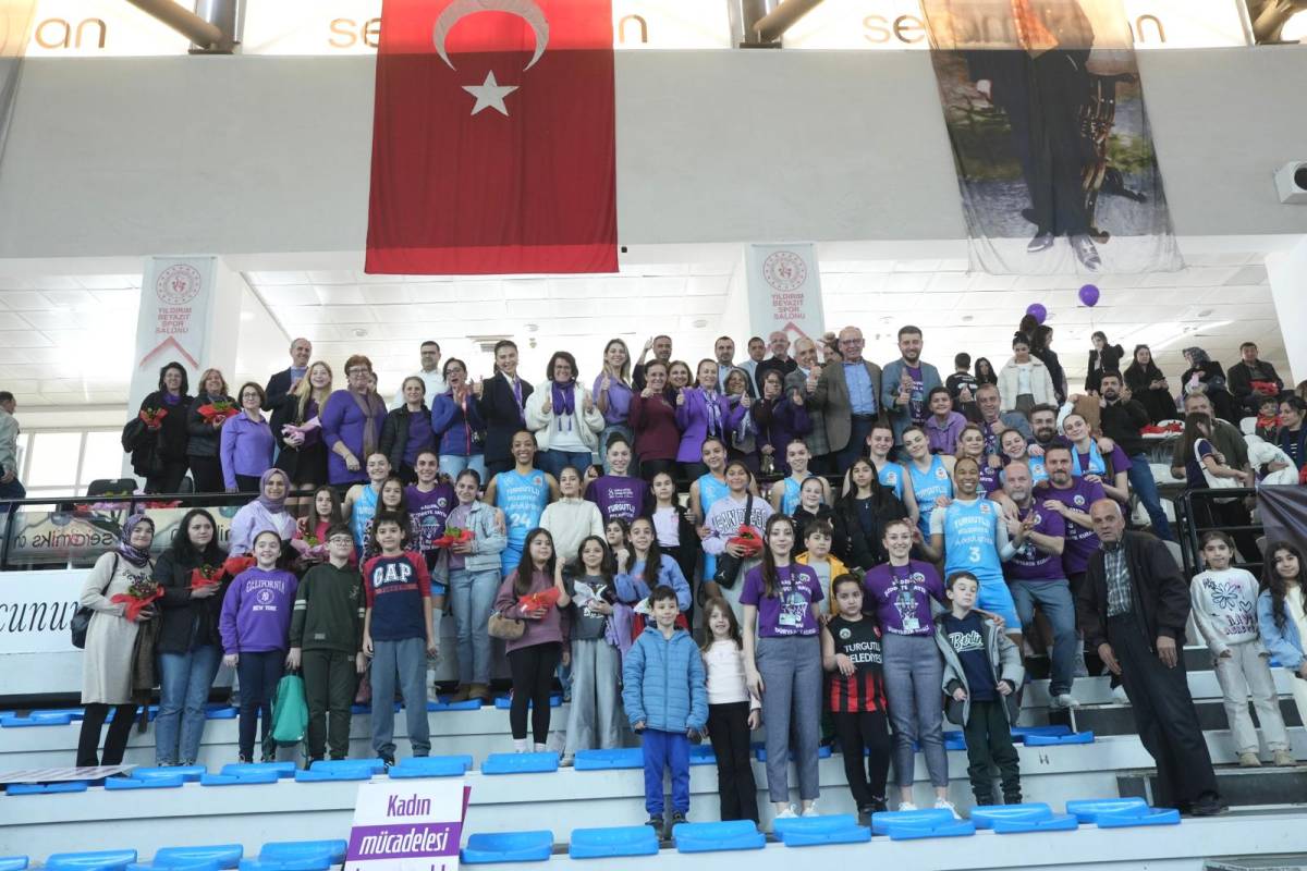 Turgutlu Belediyespor Tarihi Şampiyonluk Kapısında