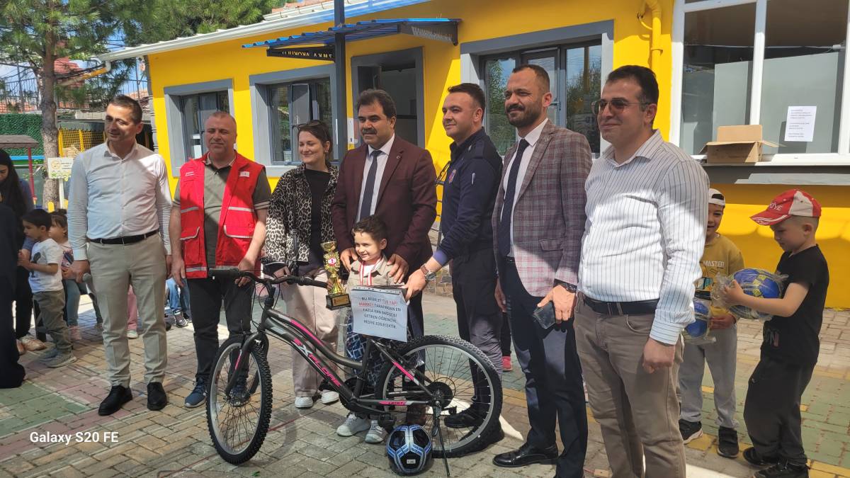 Miniklerden Kan Bağışına Anlamlı Destek