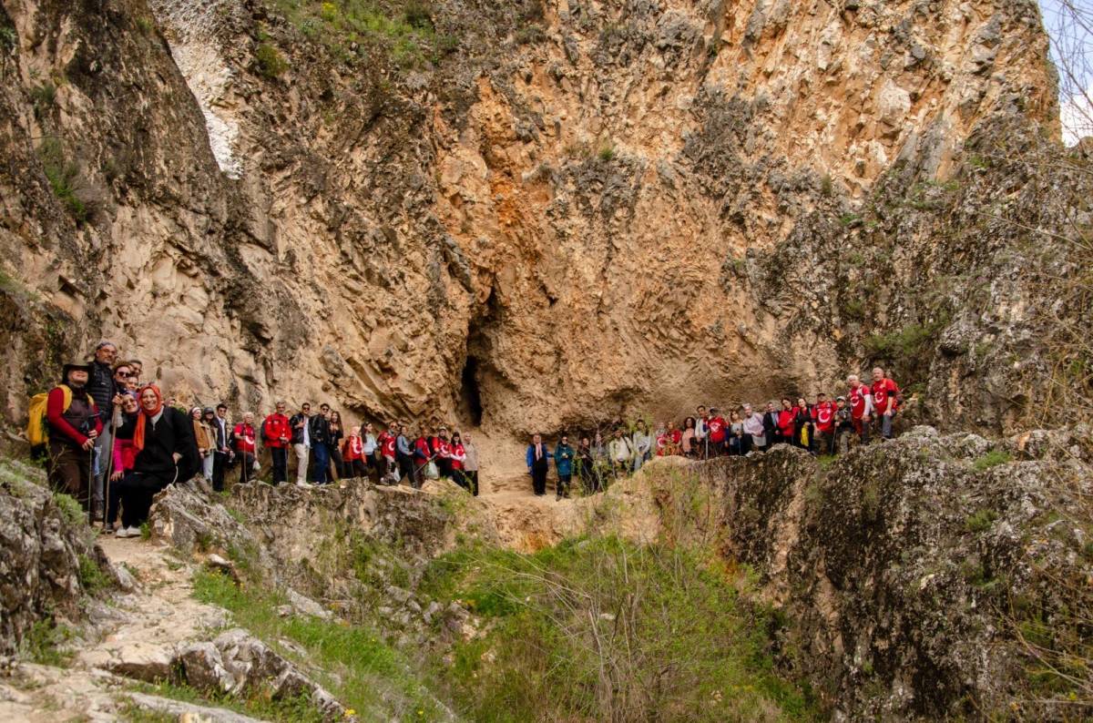 Ulubey Kanyonu’nda Doğa ve Tarih Yürüyüşü