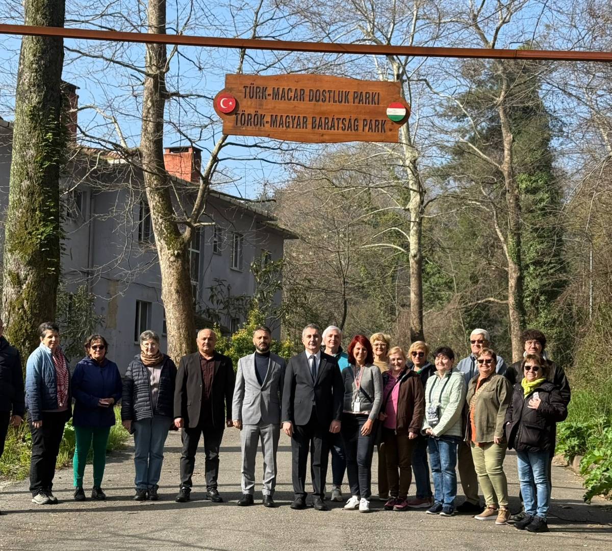 Türk-Macar Dostluk Parkı İlk Ziyaretçilerini Ağırladı