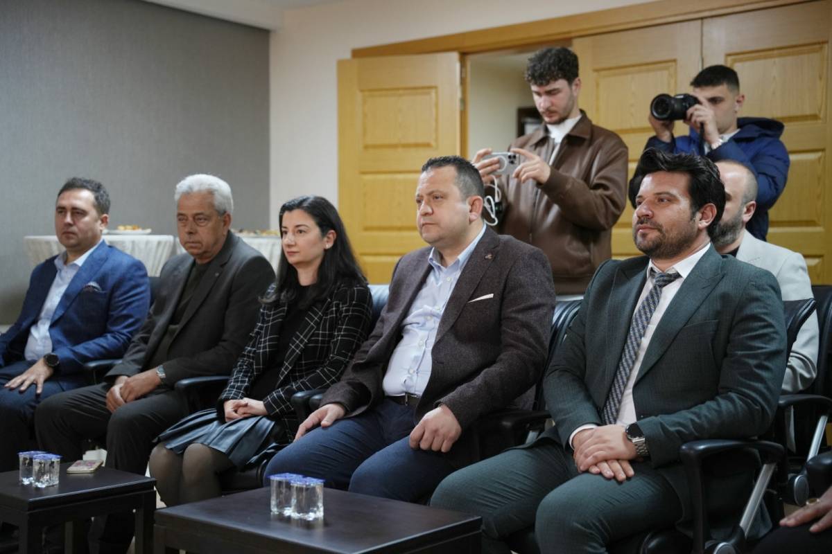 Akhisar Merkez Çarşı’ya Yeni Dükkan ve Otopark