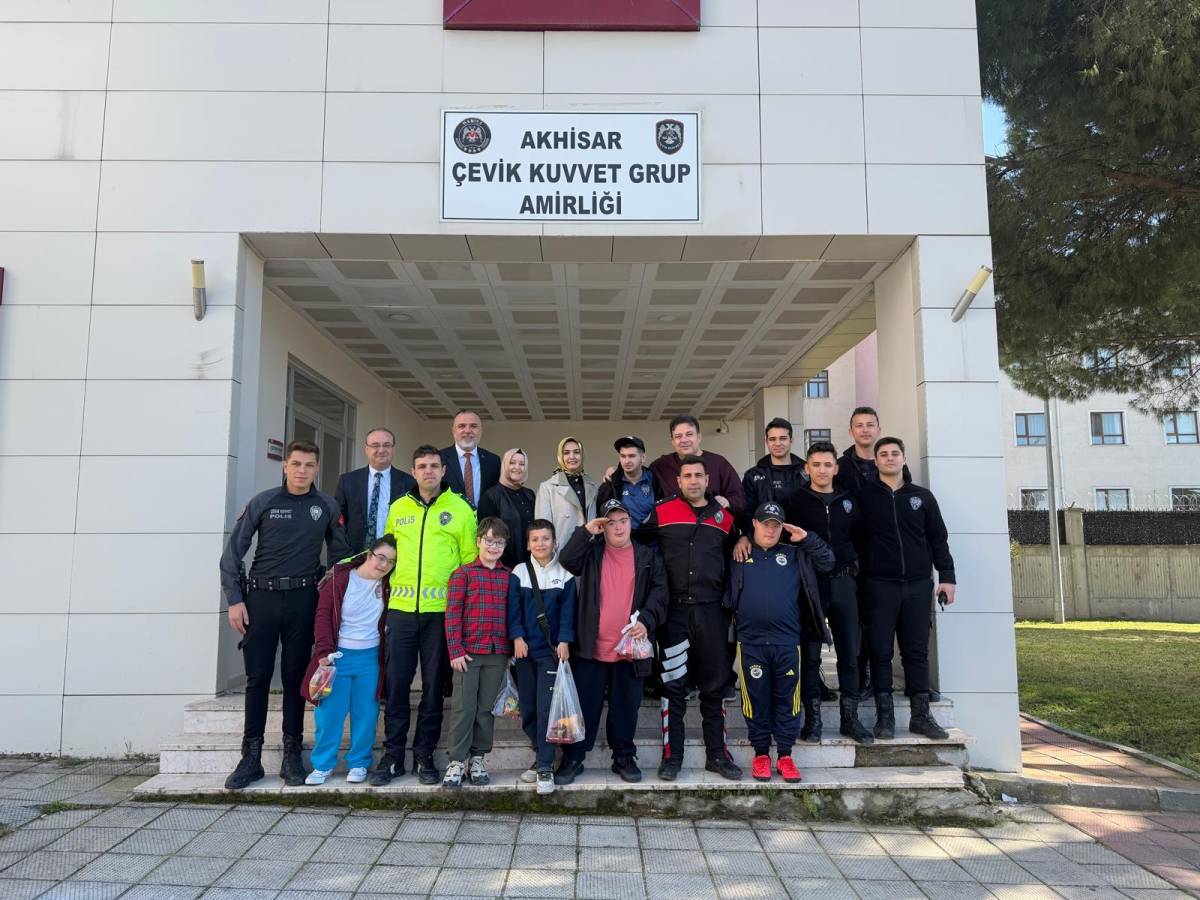 Özel Çocuklardan Polis Haftası’na Anlamlı Ziyaret