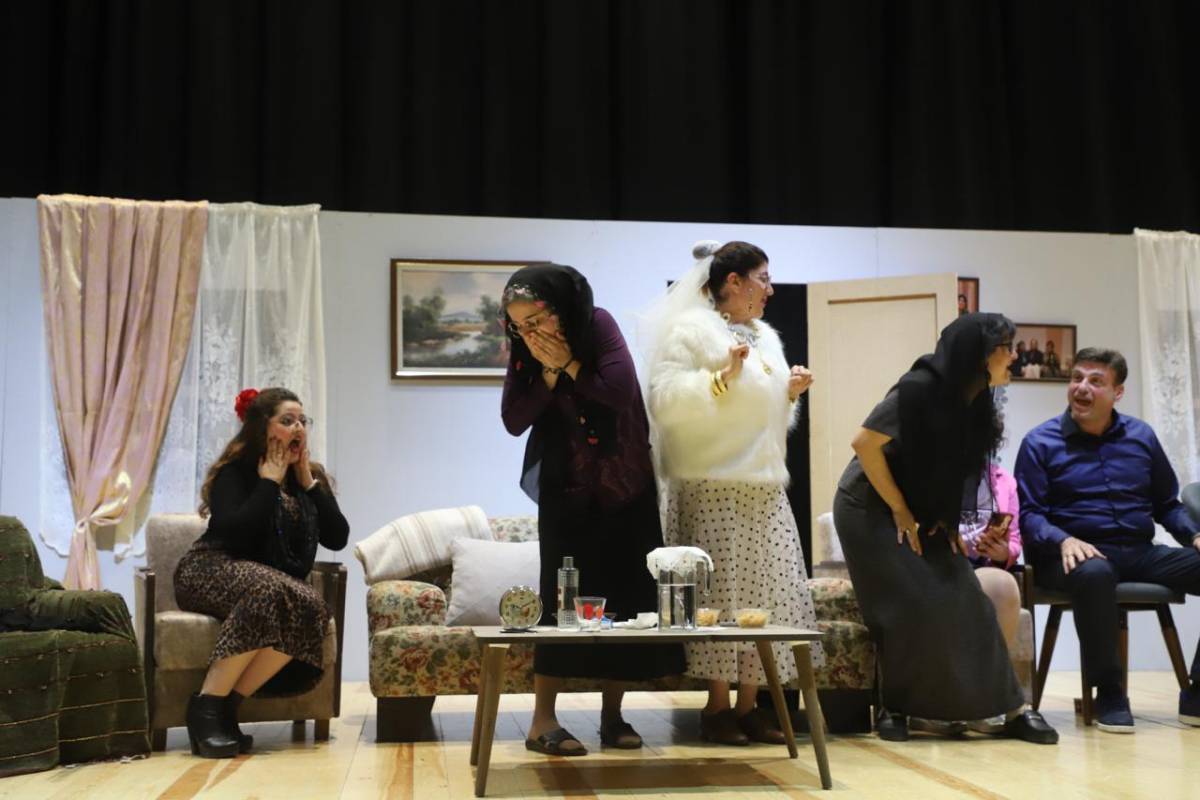 Turgutlu’da ‘Canım Komşularım’ Oyunu Büyük Beğeni Aldı