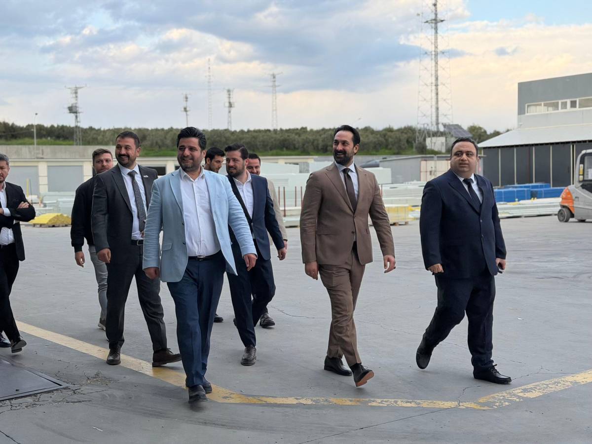 Arınç Manisa’da temaslarını sürdürdü