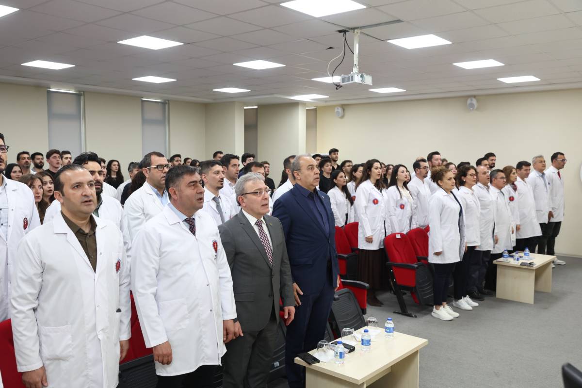 DEÜ’lü Veteriner Hekim Adayları Beyaz Önlüklerini Giydi