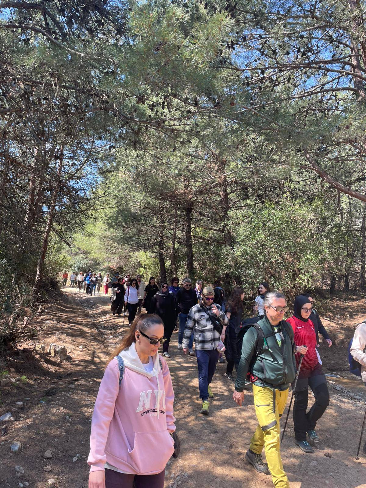 Şehzadeler’de doğa yürüyüşüne yoğun ilgi