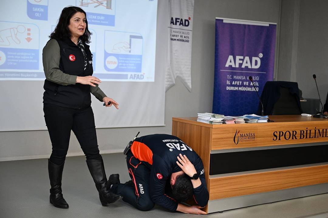 MCBÜ'de Hayat Kurtaran Eğitim