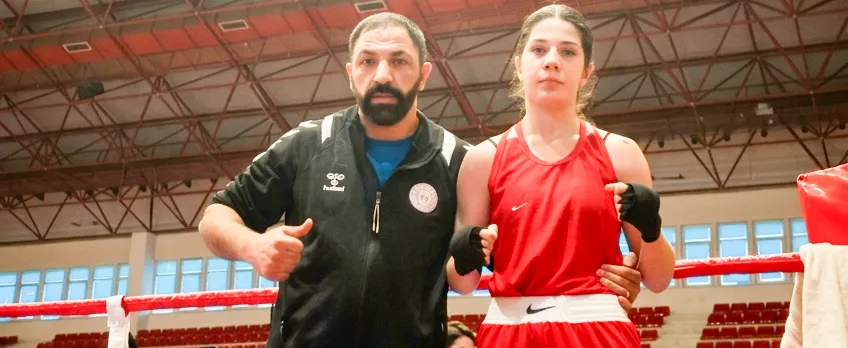 Manisa Boksunda Tarihi Transfer: Masal Ece Fenerbahçe'de