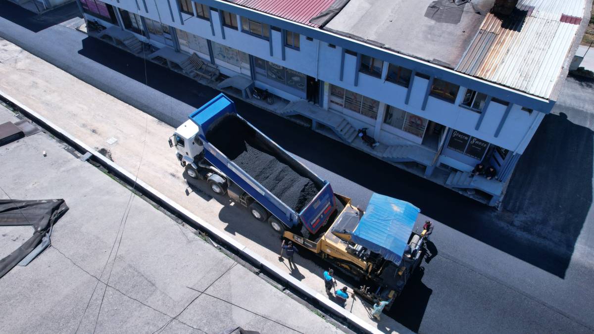 Kula Ayakkabıcılar Sitesi’nde Asfalt Mesaisi Sürüyor