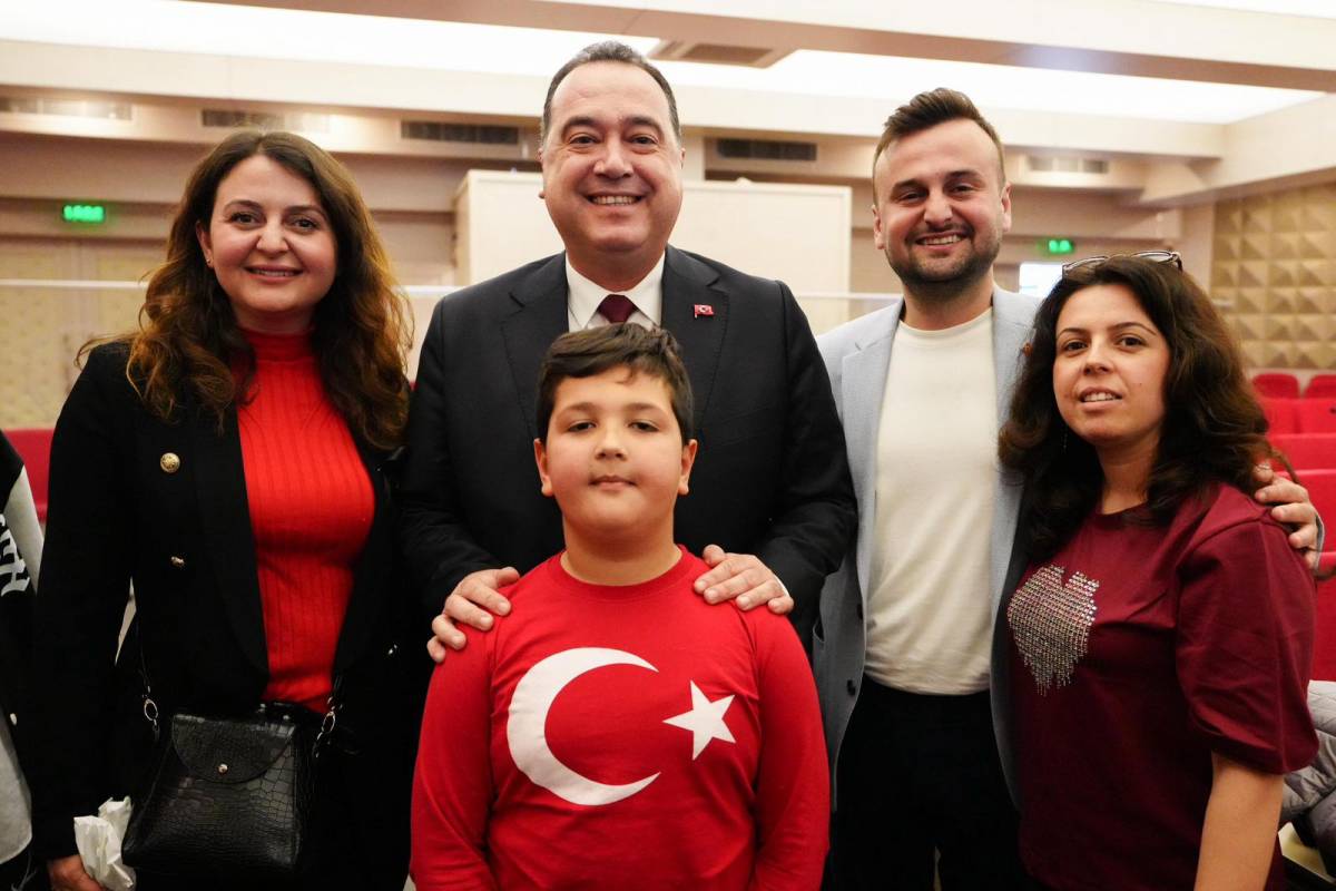 Manisa’da Çocuk Meclisi İlk Kez Toplandı