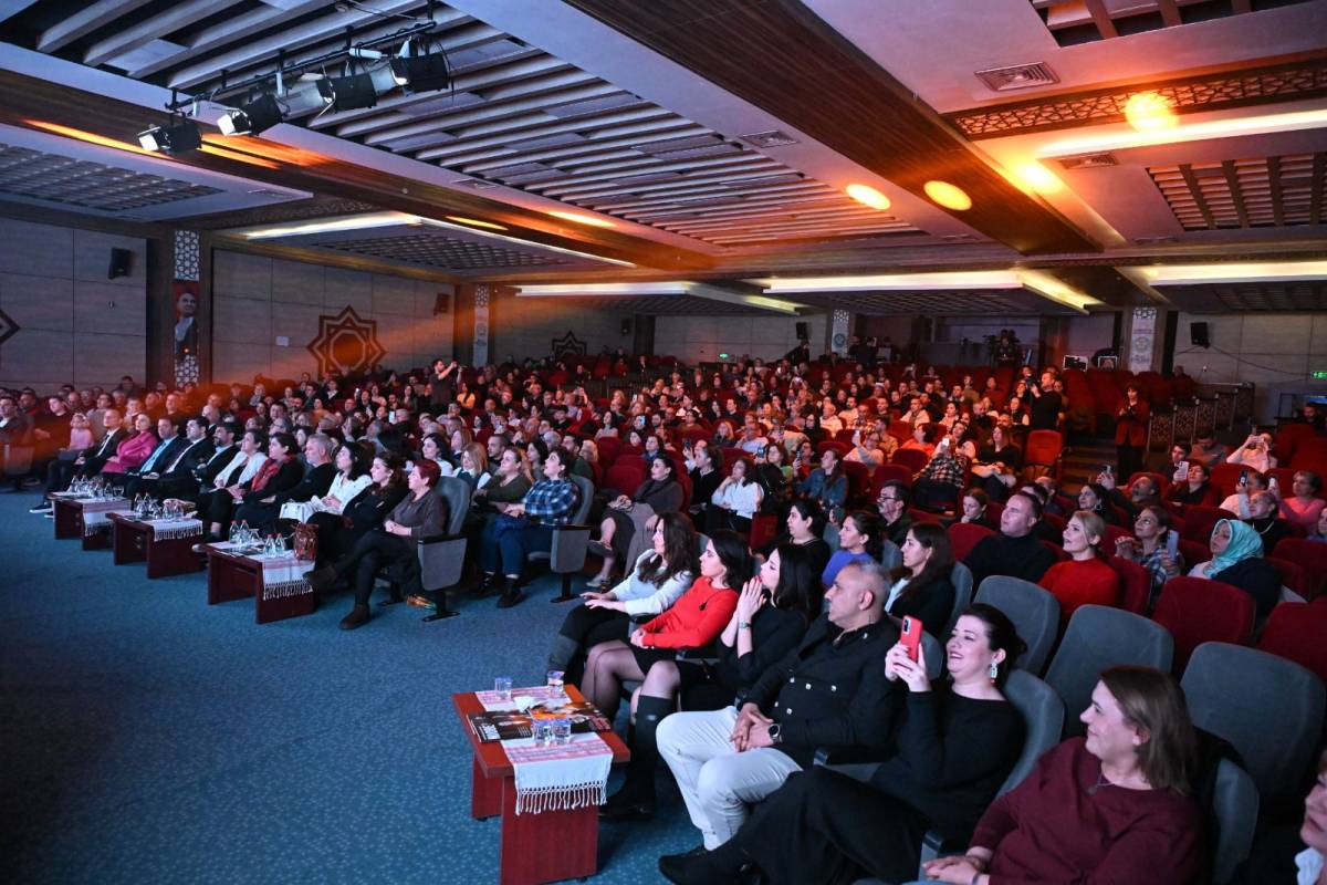 Manisa’da Ustalara Saygı Gecesi Yoğun İlgi Gördü