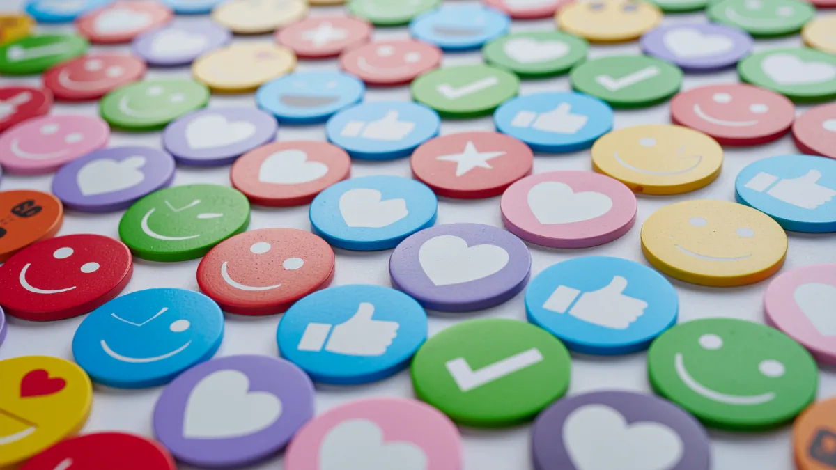 TBMM’de Kritik Mesai: 15 Yaş Altı Sosyal Medya Yasağı ve Doğum İzni Yasalaştı