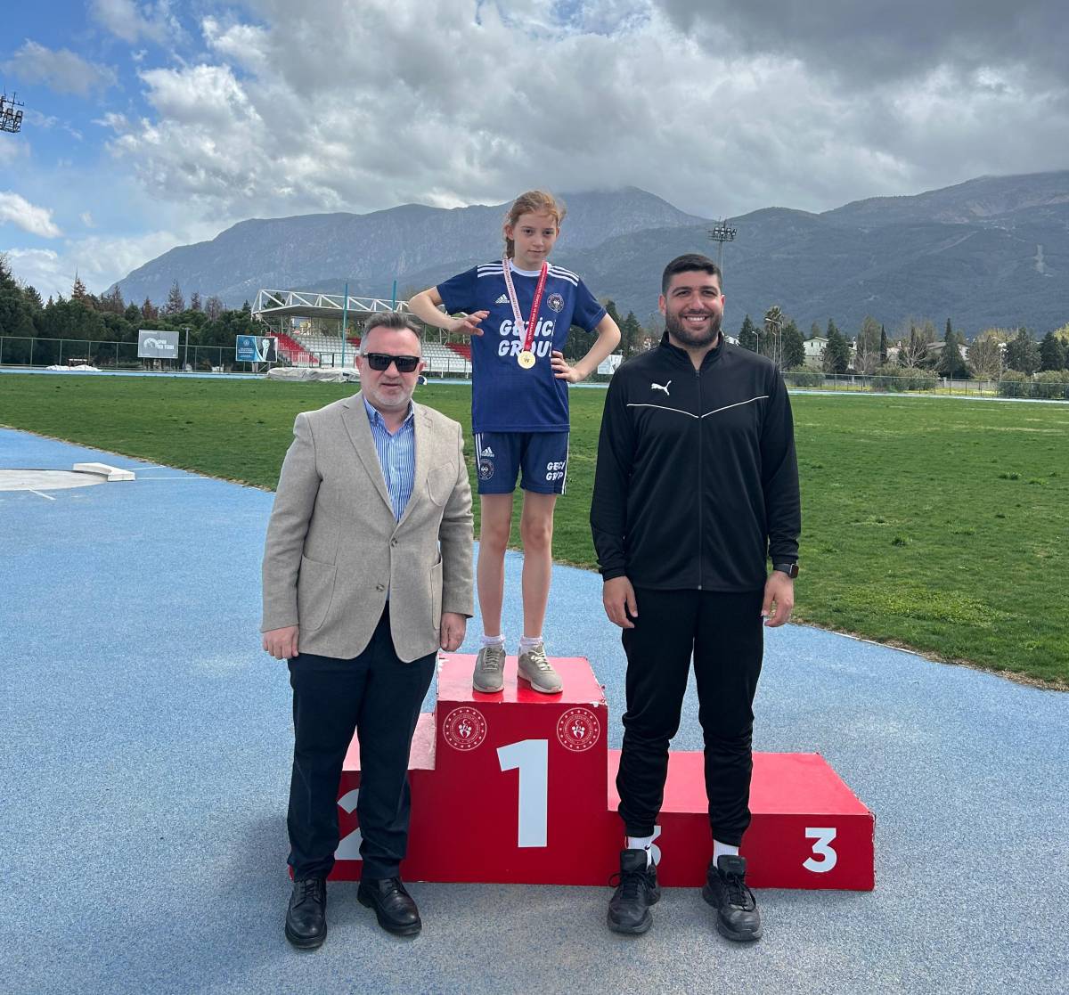 Manisa’da Otizm Farkındalığı İçin Atletizm Yarışı