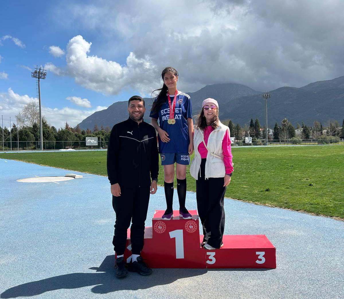 Manisa’da Otizm Farkındalığı İçin Atletizm Yarışı