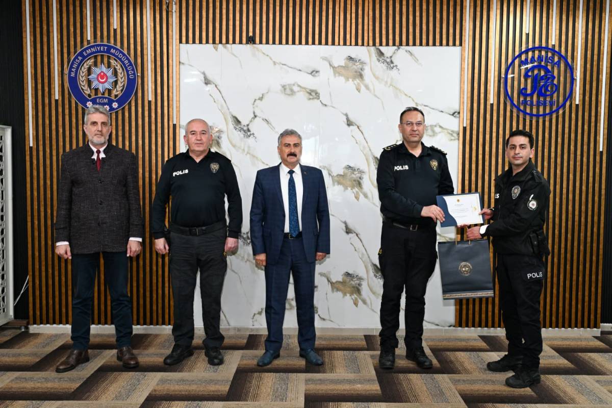 Manisa Emniyetinde Başarı Ödüllendirildi