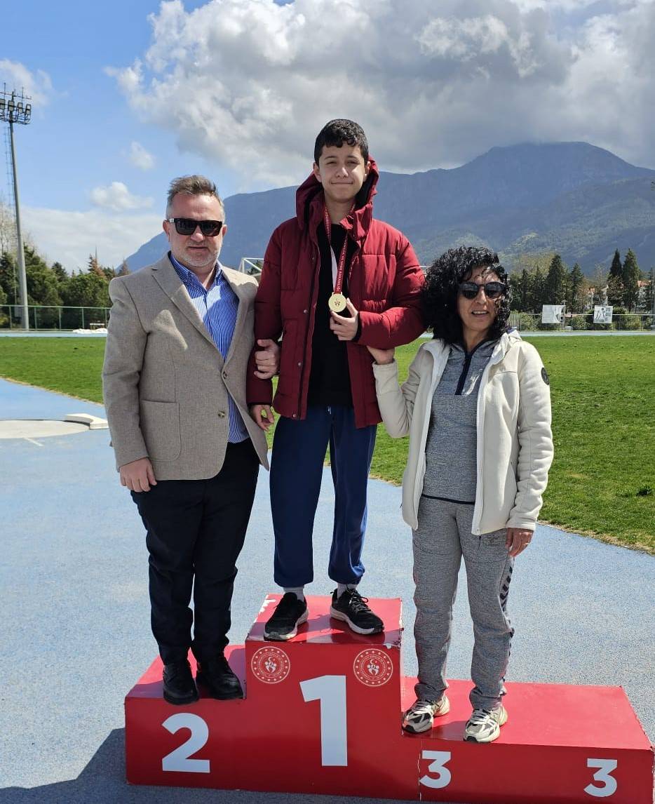 Manisa’da Otizm Farkındalığı İçin Atletizm Yarışı