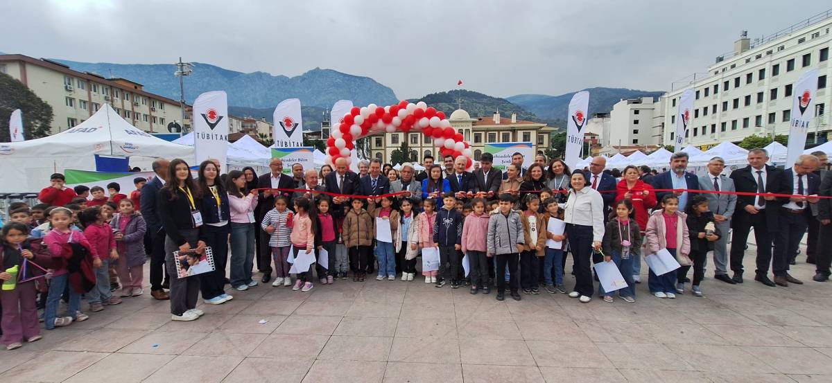 Manisa’da TÜBİTAK Bilim Şenliği Başladı