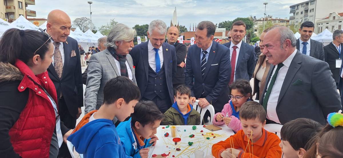 Manisa’da TÜBİTAK Bilim Şenliği Başladı