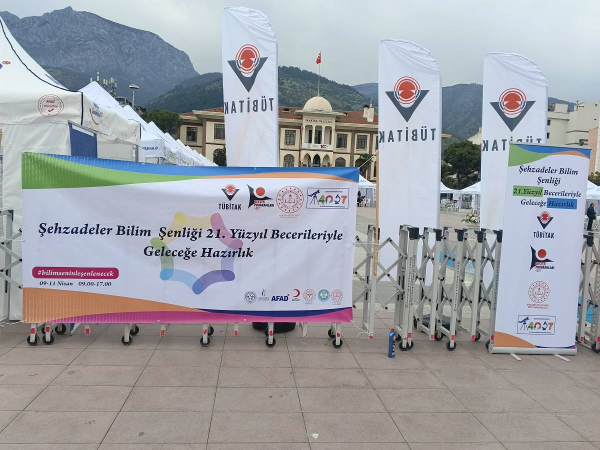 Manisa’da TÜBİTAK Bilim Şenliği Başladı