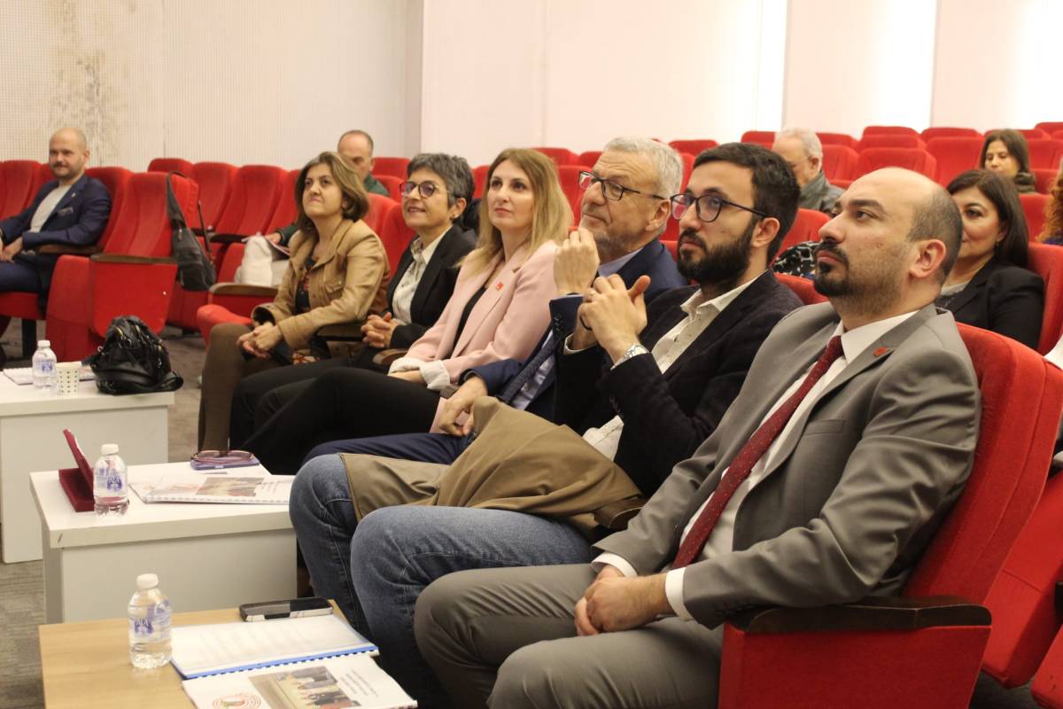 Manisa Tabip Odası Genel Kurulu yapıldı