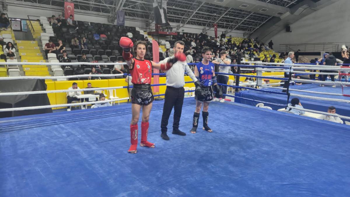 Manisalı Muaythai Sporcusu Ömer Faruk Öksüz Türkiye İkincisi Oldu
