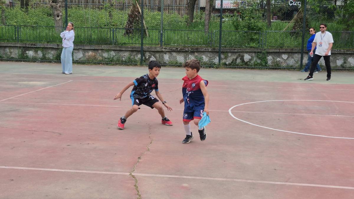 Mendil Kapmaca Turnuvasında Kıyasıya Rekabet