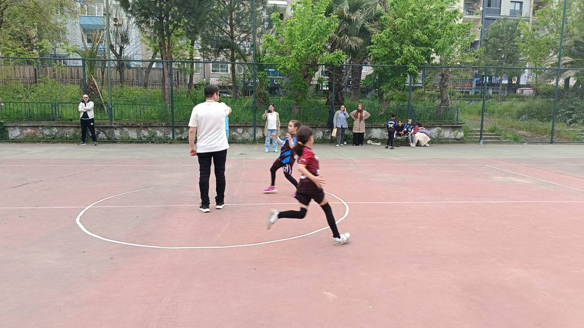 Mendil Kapmaca Turnuvasında Kıyasıya Rekabet