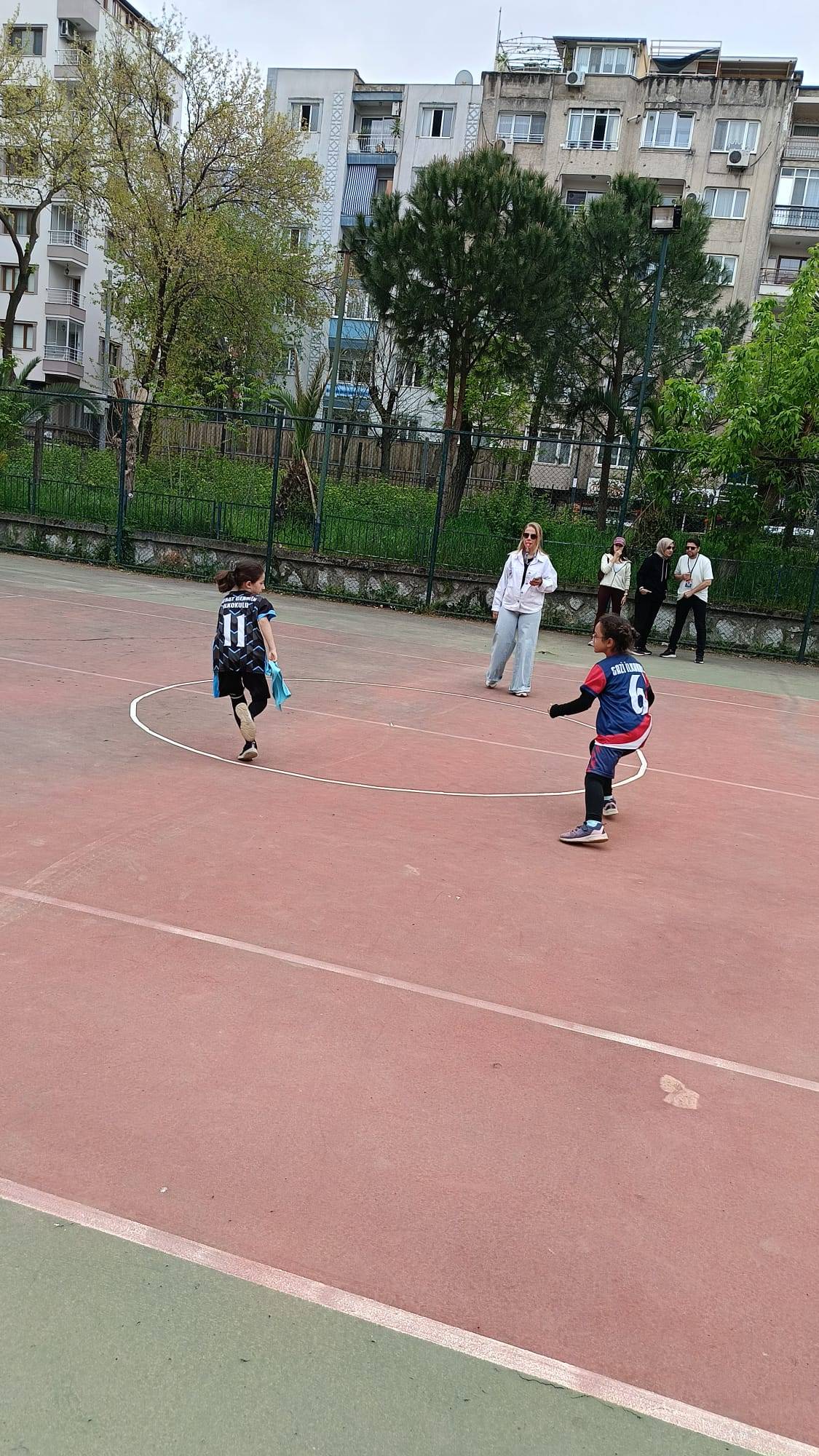 Mendil Kapmaca Turnuvasında Kıyasıya Rekabet