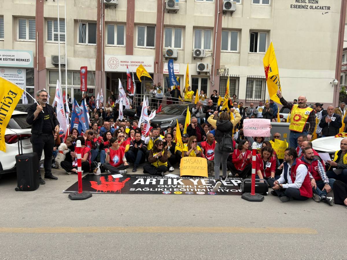 Manisa’da Eğitimcilerden Şiddete Tepki