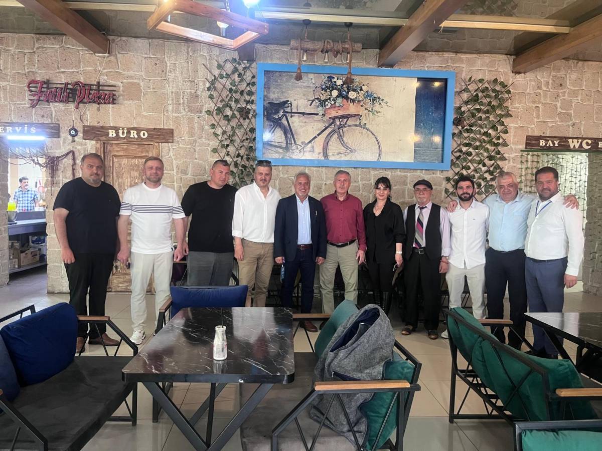 Yeniyol Grubu  Mesir Festivali ve Toplantı Mesajı