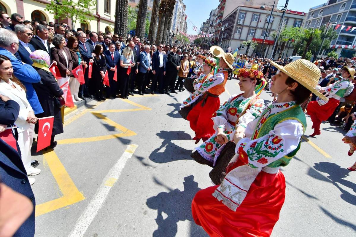 Yeniyol Grubu  Mesir Festivali ve Toplantı Mesajı