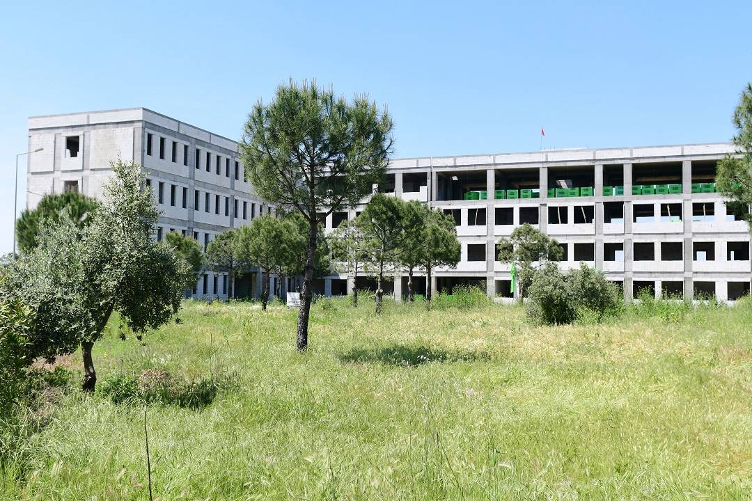 MCBÜ Salihli MYO’nun Yeni Binasında Sona Yaklaşıldı