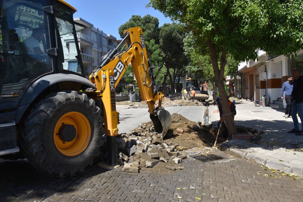 Salihli’de İçme Suyu Hatları Yenileniyor