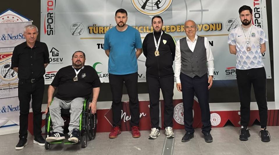 Manisalı Para Atıcı Samet Akça'dan 3 Madalya